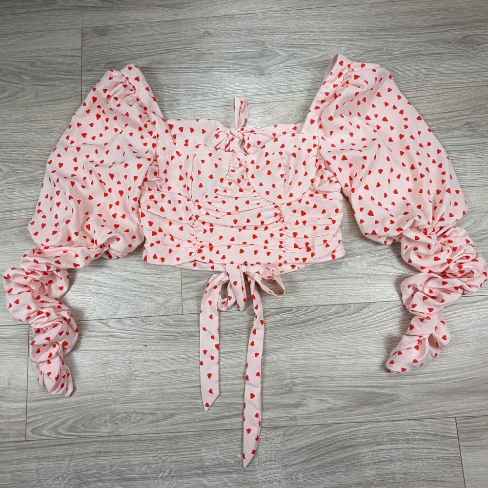 Collective The Label Petite Pink Heart Print Ruched Puff Sleeve Crop Size 6‎ NEW